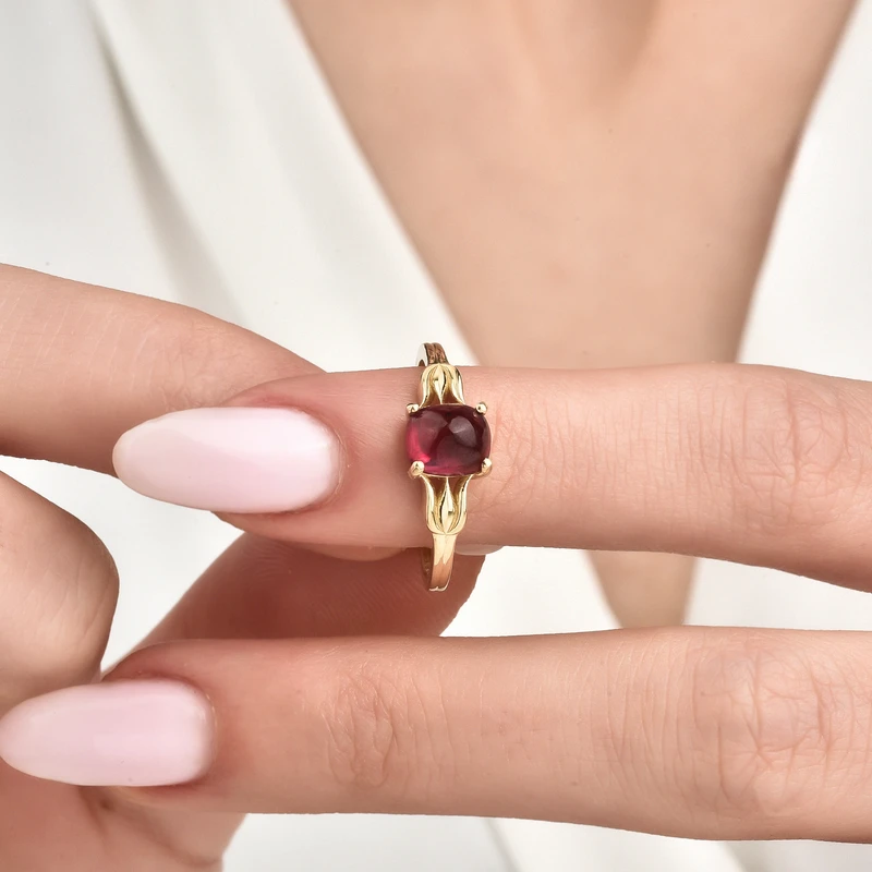 14K Gold Deep Red Cabochon Statement Ring Image 2
