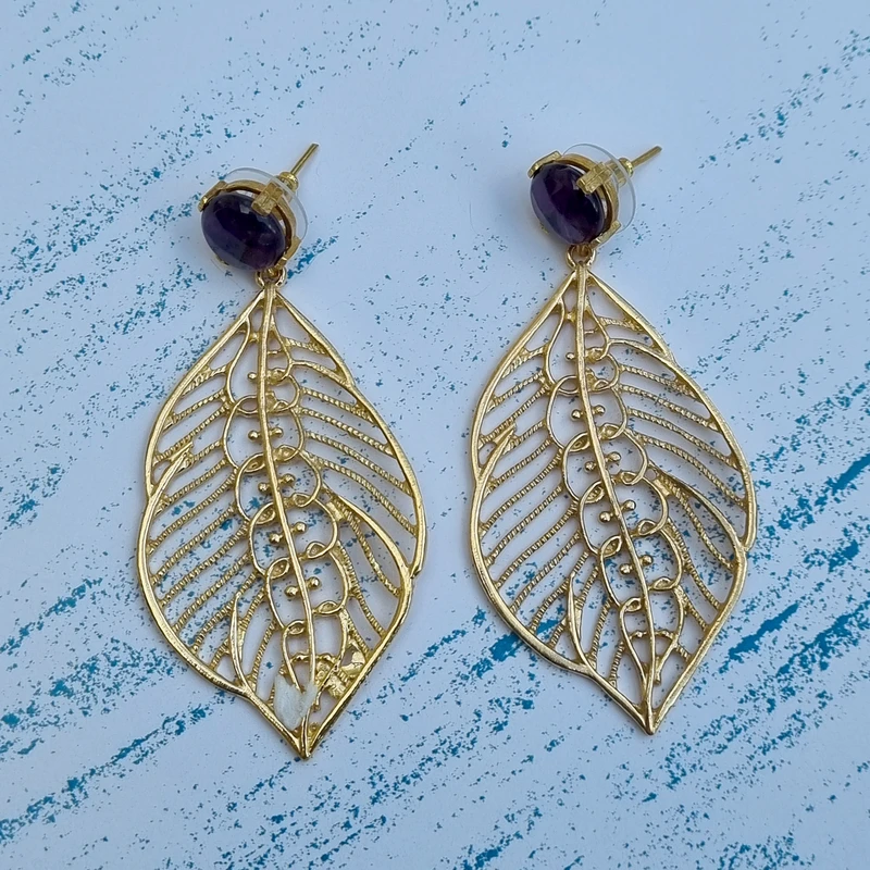 Amethyst Stone Leaf Dangle Earring Image 2